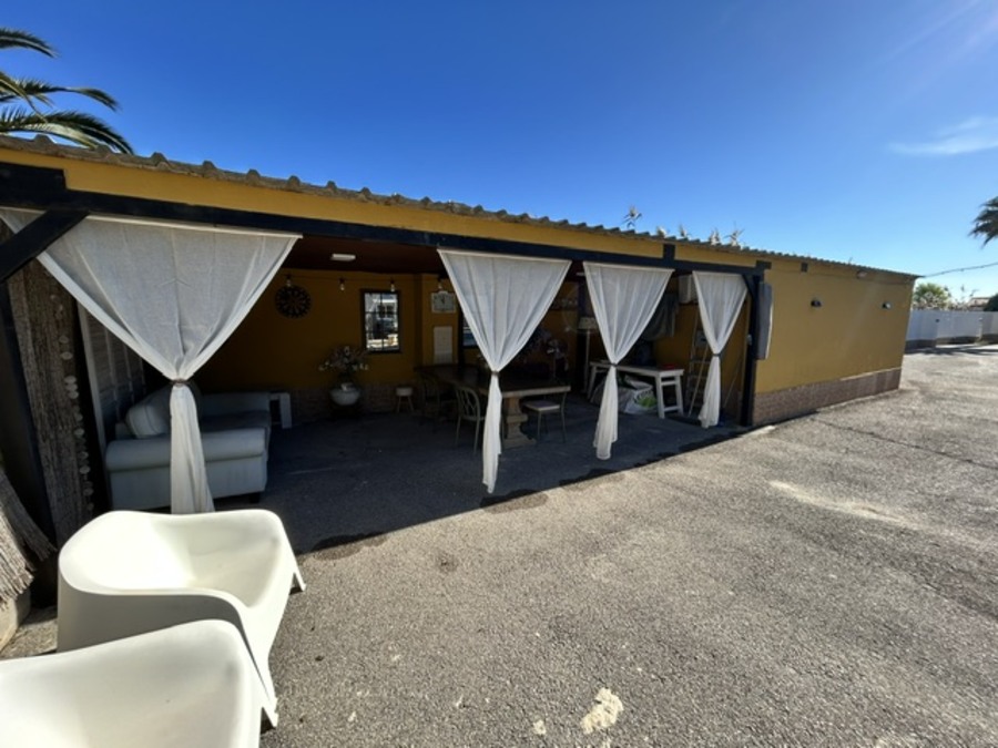 355: Finca for sale in  - La Marina