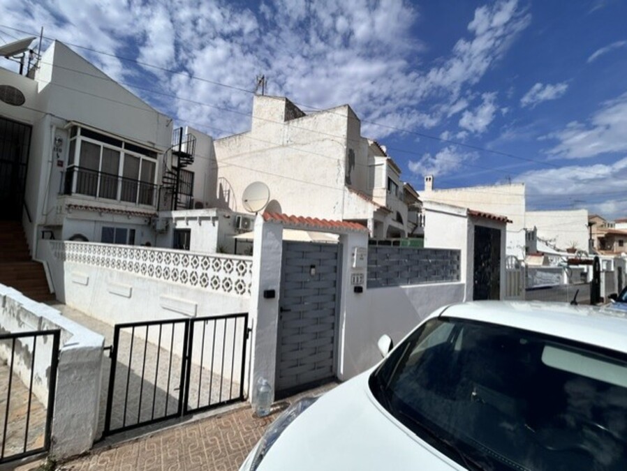 357: Bungalow for sale in  - La Siesta